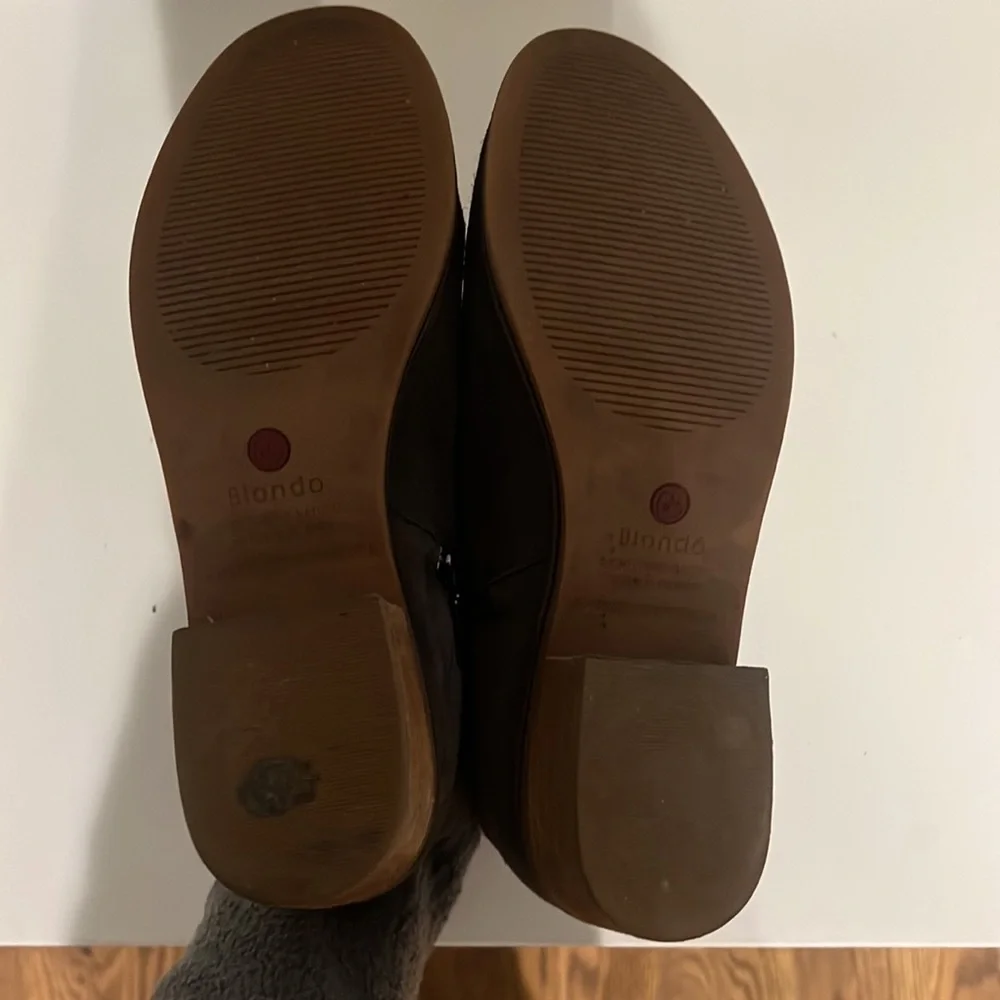 Blondo Waterproof Booties - Picture 6 of 8